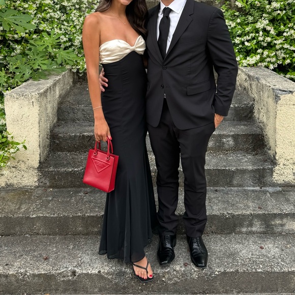 Petal + Pup CECILIA STRAPLESS MAXI DRESS - BLACK - Picture 4 of 4